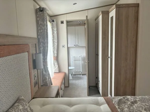 Abi Ambleside - Image 7